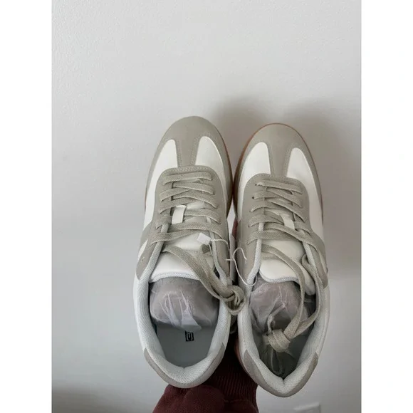 32 Degrees Women's Everyday Sneakers – Light Grey – Size 8 – NWT - Picture 5 of 7